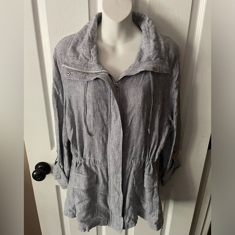 Women’s Croft & Barrow White & Navy Pinstripe Linen Blend  Zip Up Jacket Size XL